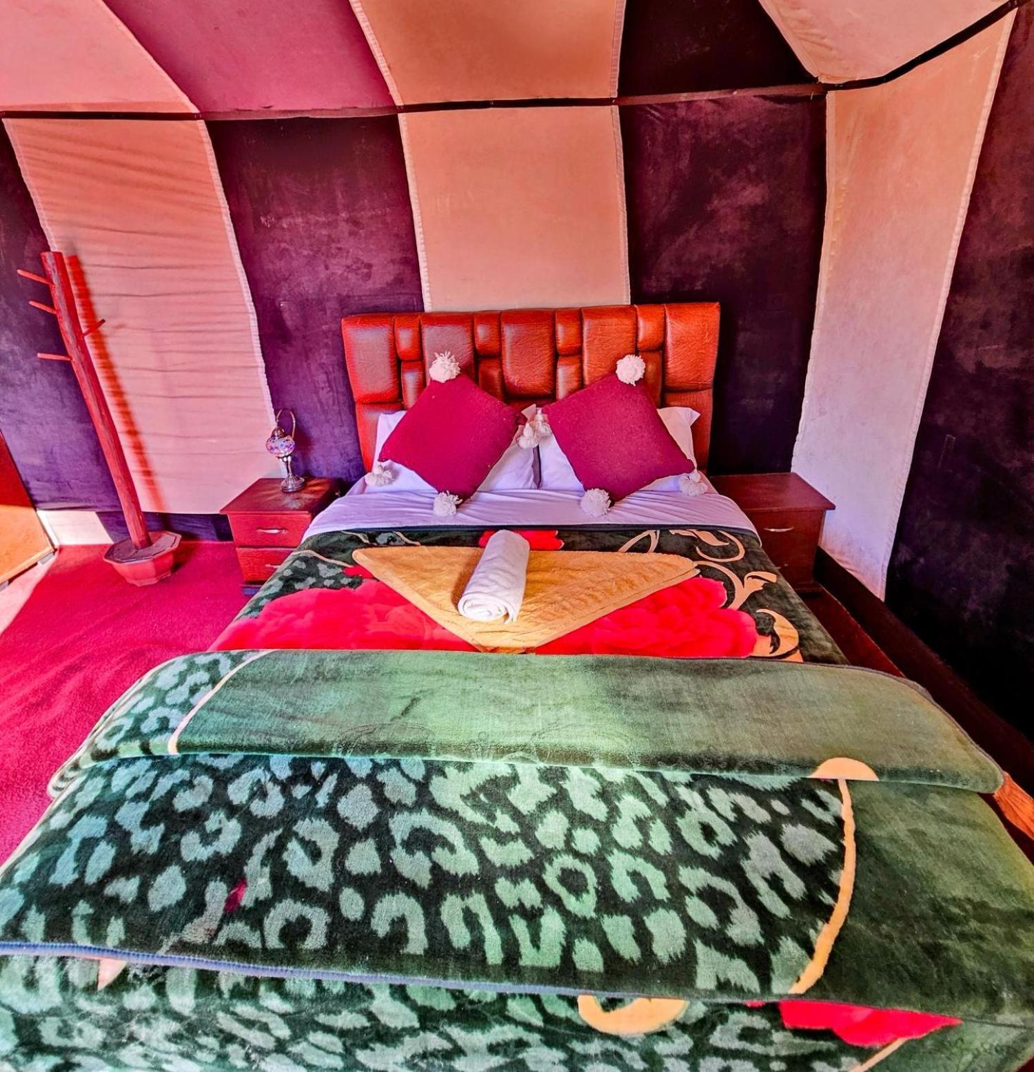 Nomad Luxury Camp Hotel Мерцуга Екстериор снимка