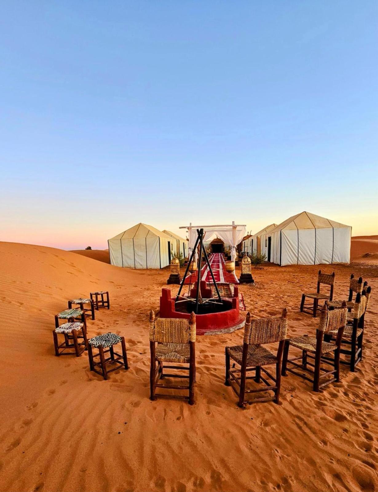 Nomad Luxury Camp Hotel Мерцуга Екстериор снимка
