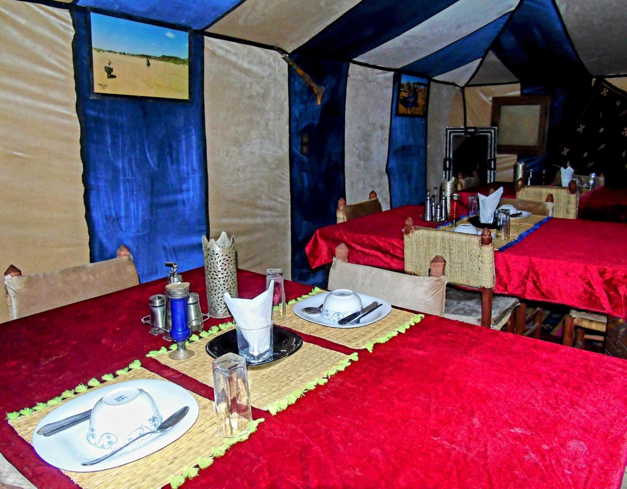 Nomad Luxury Camp Hotel Мерцуга Екстериор снимка