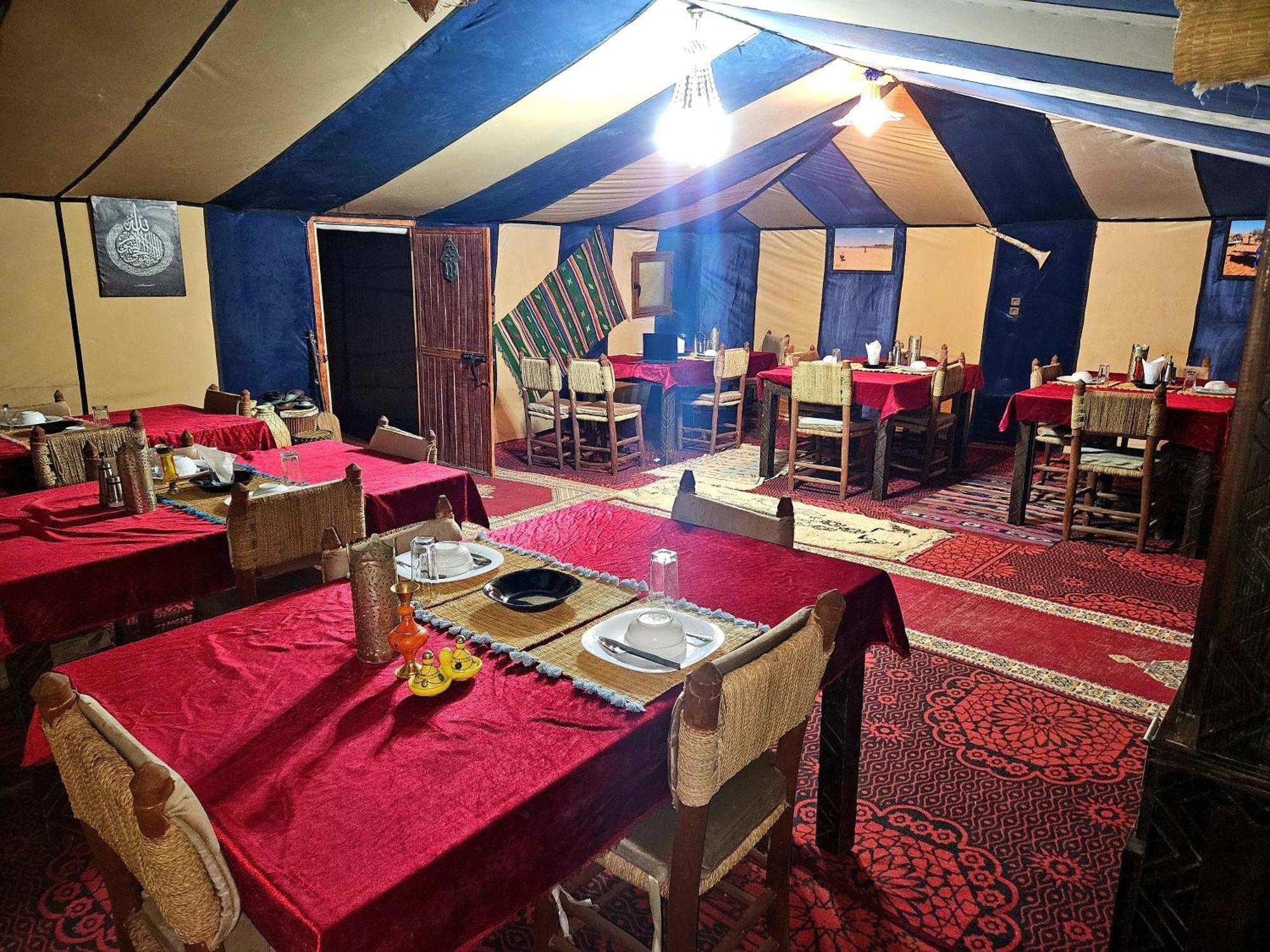 Nomad Luxury Camp Hotel Мерцуга Екстериор снимка