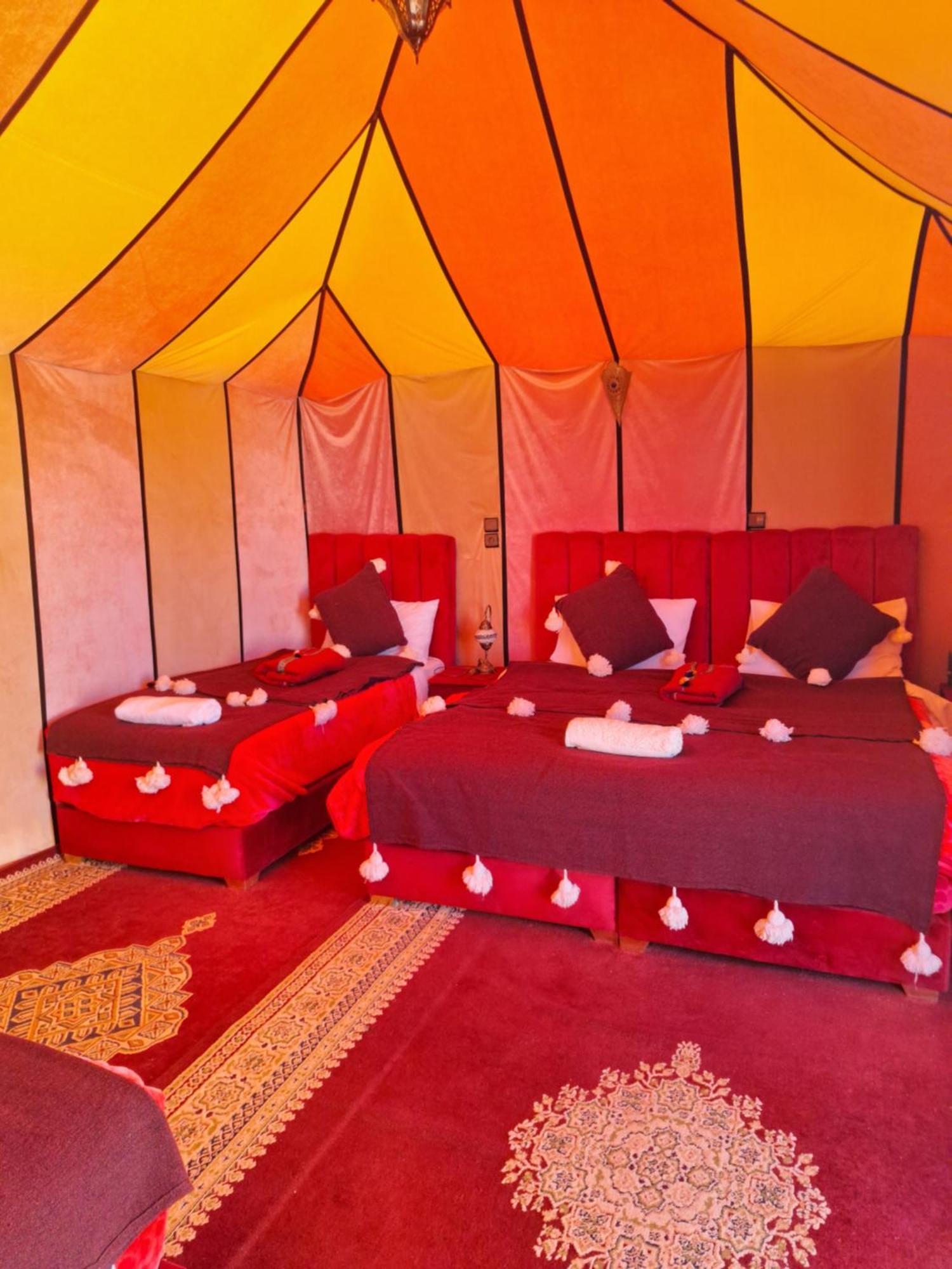 Nomad Luxury Camp Hotel Мерцуга Стая снимка