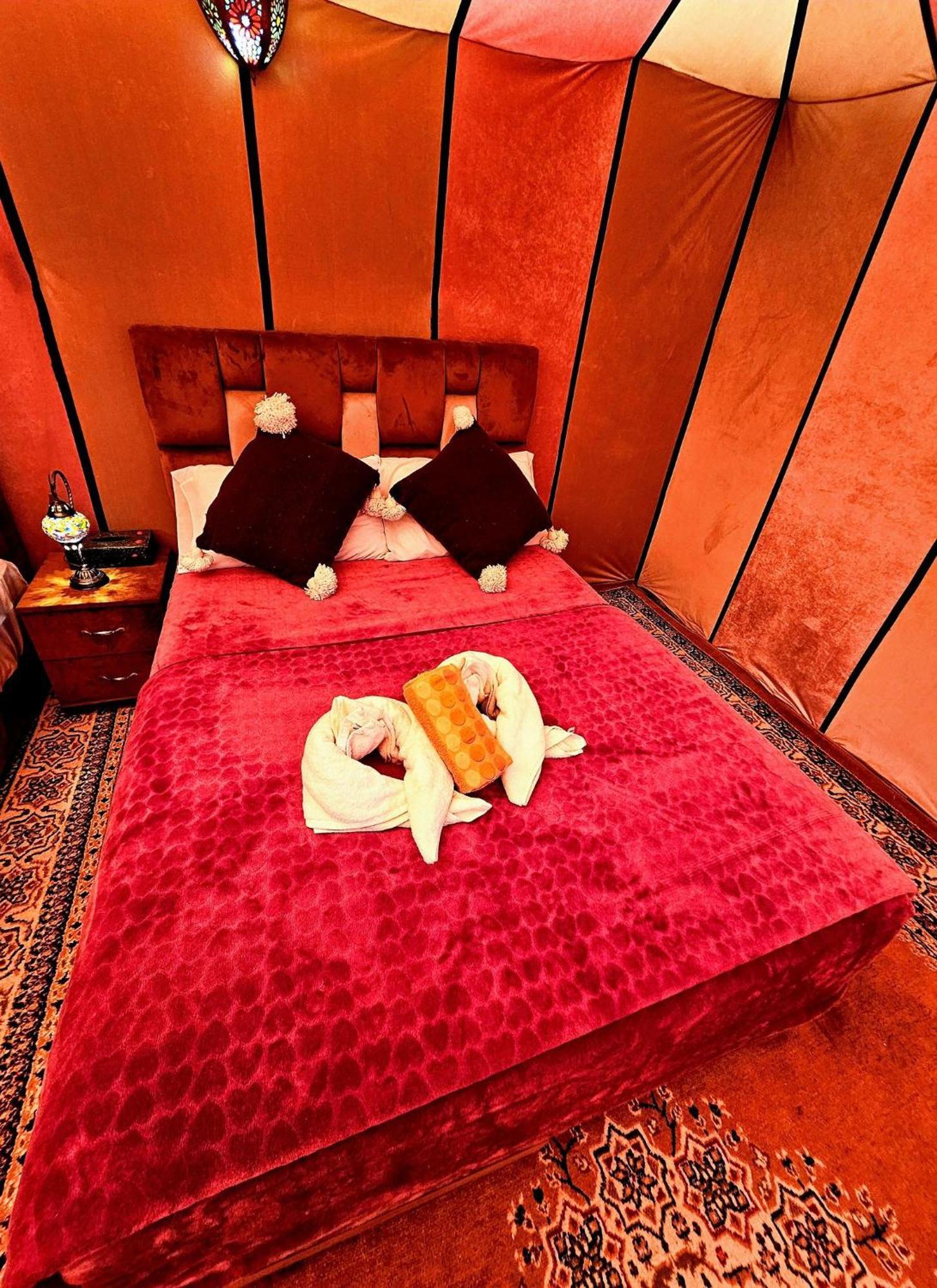 Nomad Luxury Camp Hotel Мерцуга Стая снимка